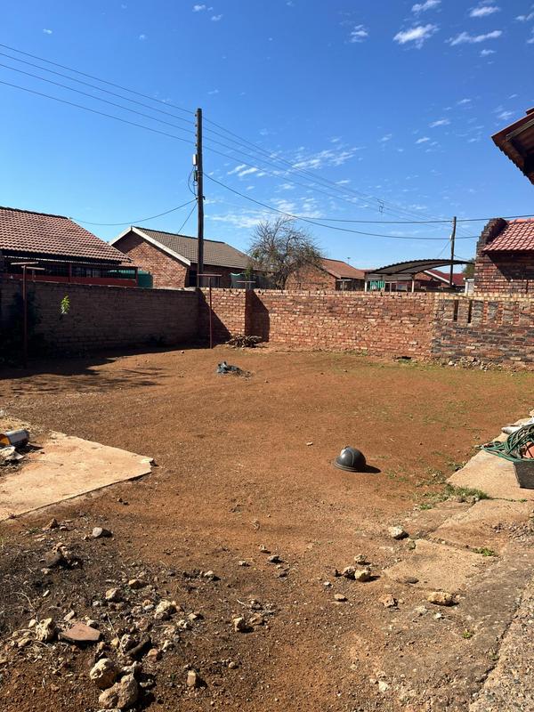 2 Bedroom Property for Sale in Mmabatho Unit 13 North West